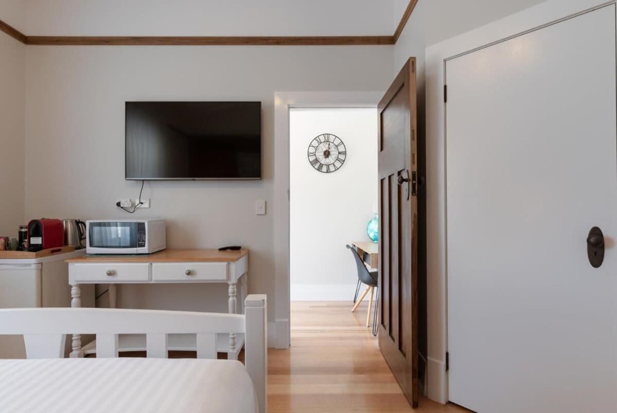 Cosy Accommodation Moments From The Centre Of Town With Wifi Launceston Exterior foto